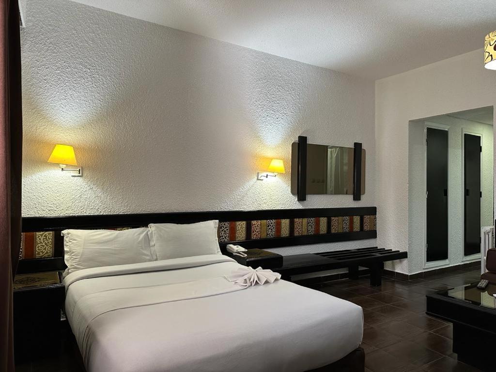 Ourida Urban Hotel ラバト エクステリア 写真