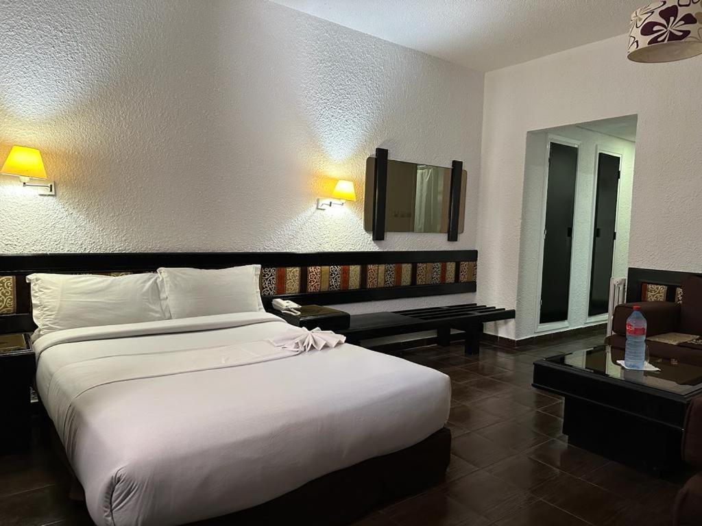 Ourida Urban Hotel ラバト エクステリア 写真